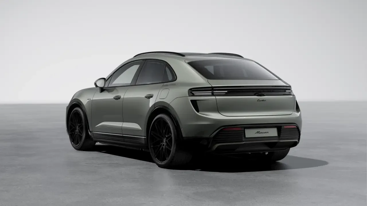 2026 Porsche Macan Electric - Image 24 of 30