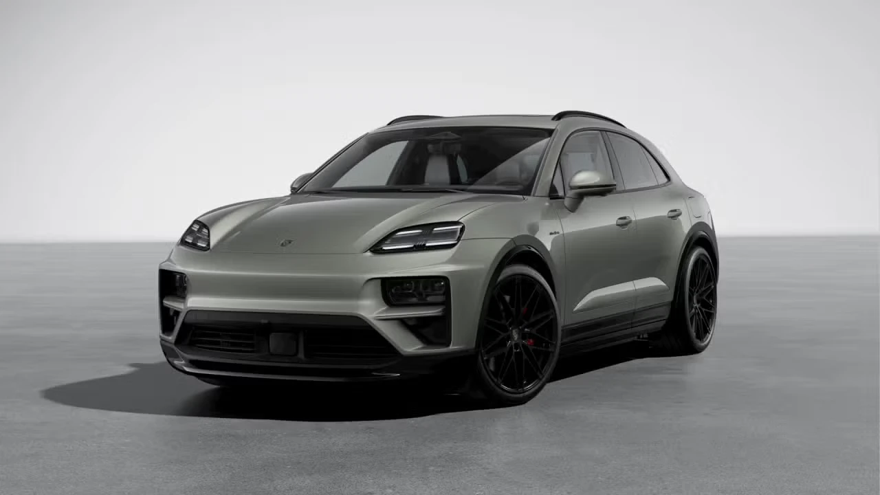 2026 Porsche Macan Electric - Image 4 of 30