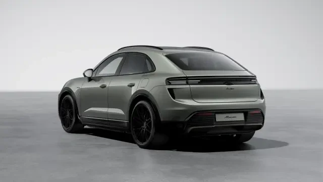 2026 Porsche Macan Electric - Image 22 of 30