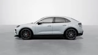 2026 Porsche Macan Electric - Image 9 of 30