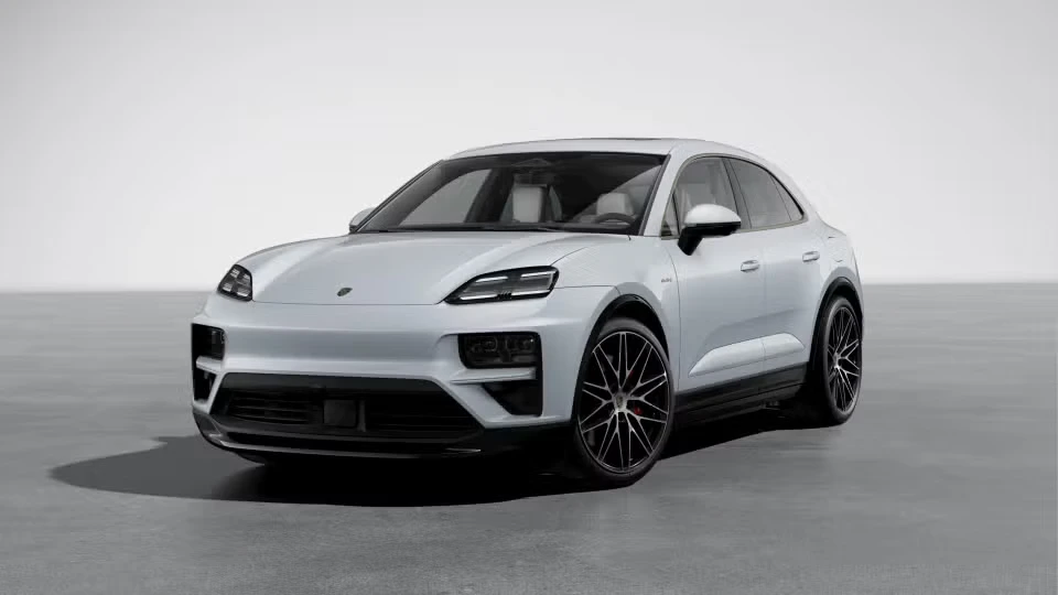 2026 Porsche Macan Electric - Image 3 of 30
