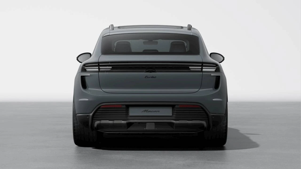 2026 Porsche Macan Electric - Image 7 of 10