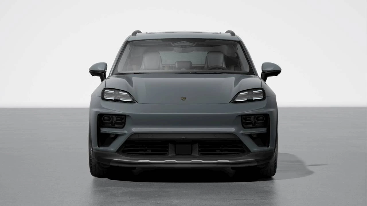 2026 Porsche Macan Electric - Image 8 of 10