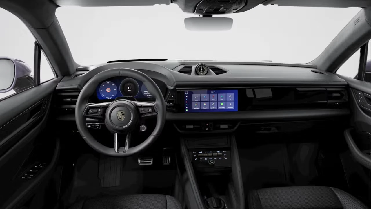 2026 Porsche Macan - Image 28 of 30