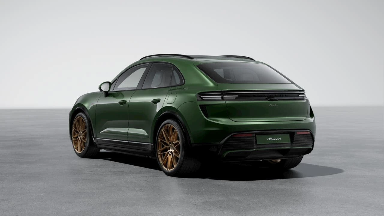 2026 Porsche Macan Electric - Image 3 of 10