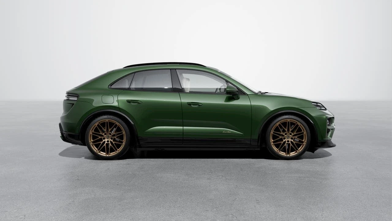 2026 Porsche Macan Electric - Image 6 of 10