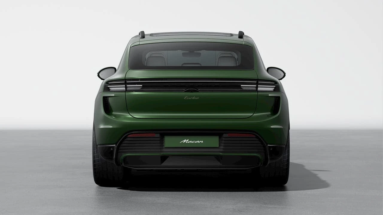 2026 Porsche Macan Electric - Image 7 of 10