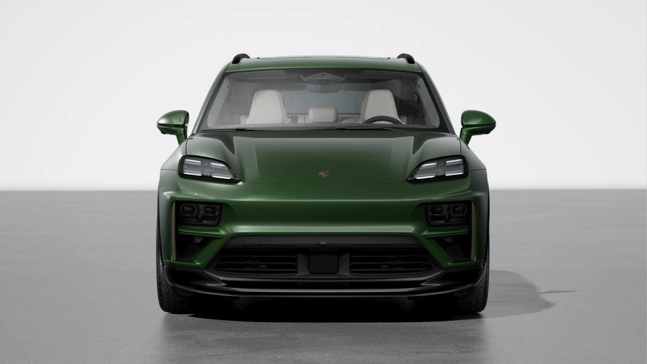 2026 Porsche Macan Electric - Image 8 of 10