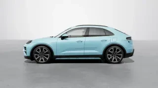 2026 Porsche Macan Electric - Image 13 of 31