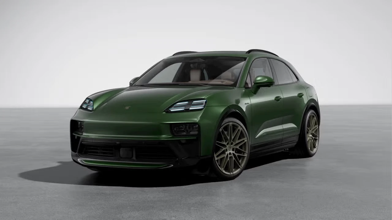 2026 Porsche Macan - Image 4 of 30
