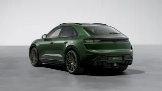 2026 Porsche Macan - Image 21 of 30