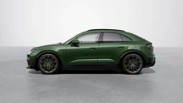 2026 Porsche Macan - Image 10 of 30