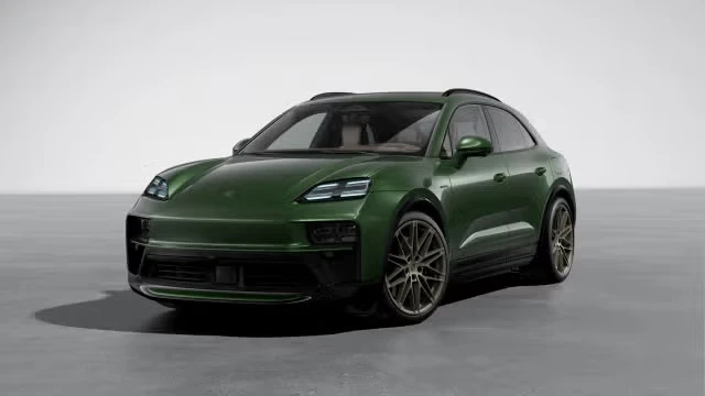 2026 Porsche Macan - Image 2 of 30
