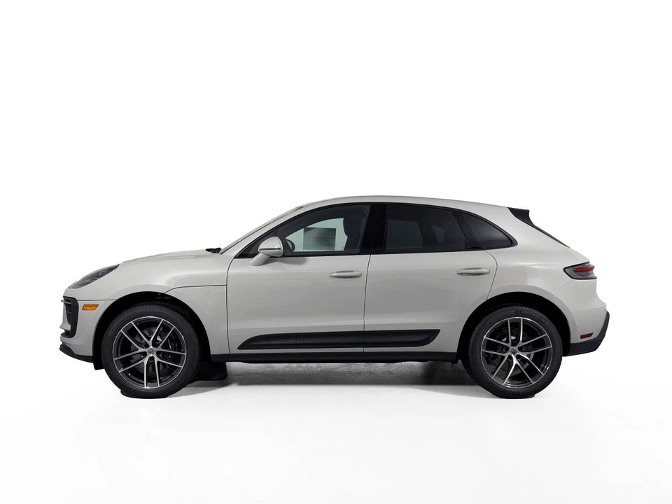 2026 Porsche Macan Electric - Image 2 of 5