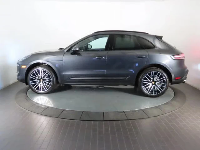 2026 Porsche Macan Electric - Image 10 of 31