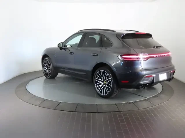 2026 Porsche Macan Electric - Image 22 of 31