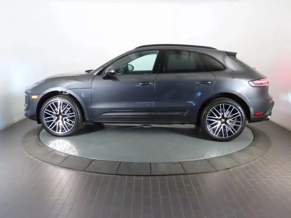 2026 Porsche Macan Electric - Image 11 of 31
