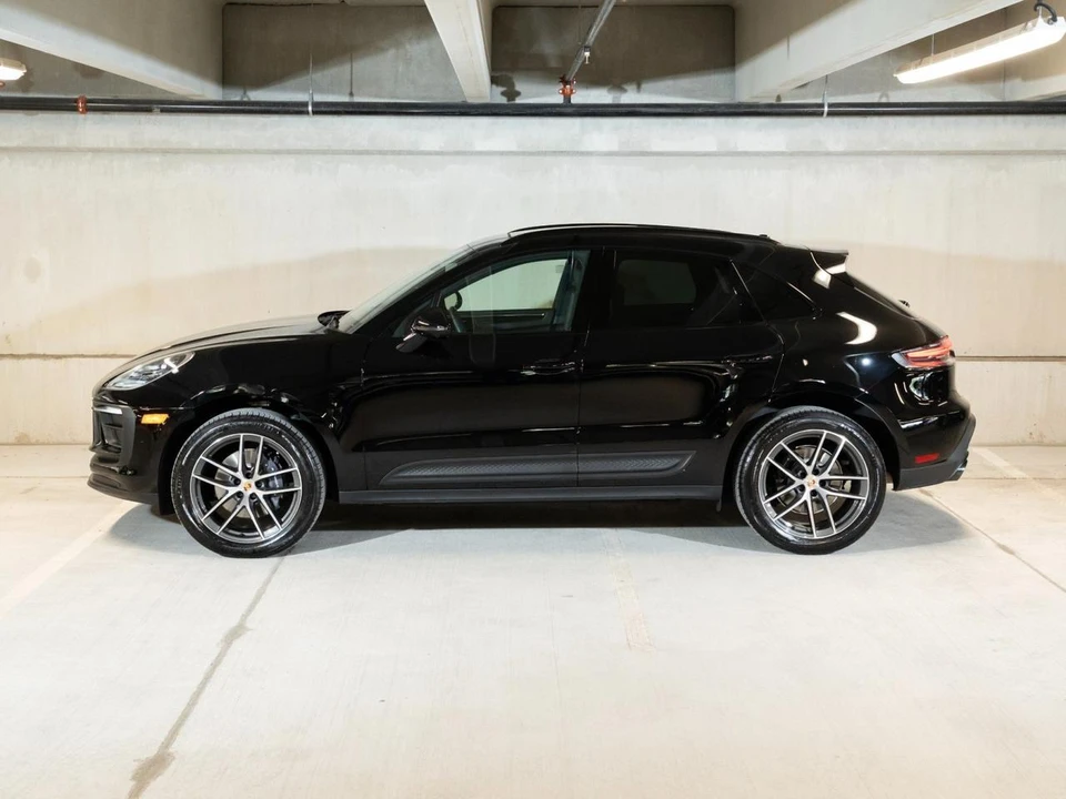 2026 Porsche Macan - Image 3 of 31