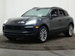 2026 Porsche Macan Electric - Image 5 of 31