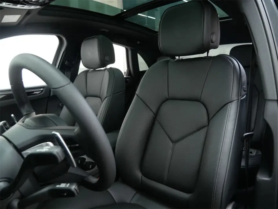 2026 Porsche Macan Electric - Image 31 of 31