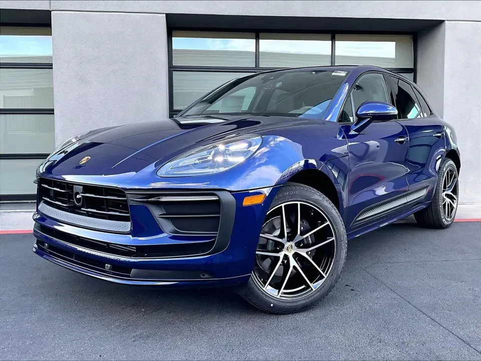 2026 Porsche Macan - Image 7 of 31