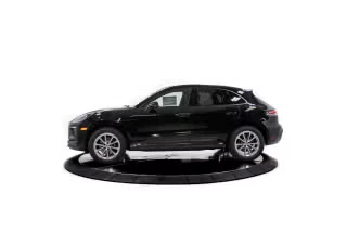 2026 Porsche Macan - Image 9 of 31