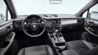 2026 Porsche Macan Electric - Image 25 of 31