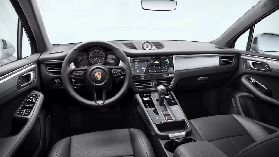2026 Porsche Macan Electric - Image 27 of 31