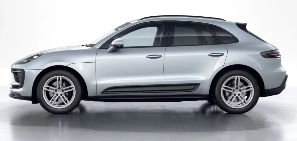 2026 Porsche Macan - Image 11 of 31