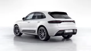 2026 Porsche Macan - Image 17 of 21