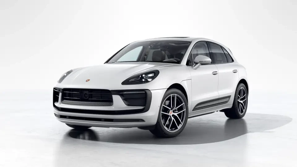 2026 Porsche Macan - Image 7 of 21