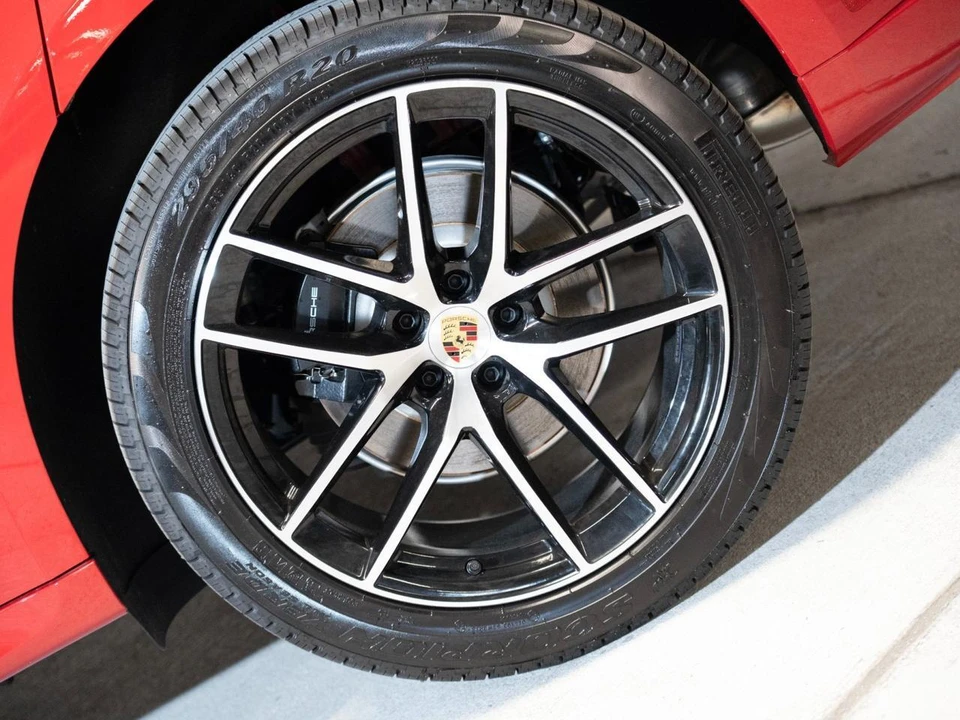 2026 Porsche Macan Electric - Image 11 of 29