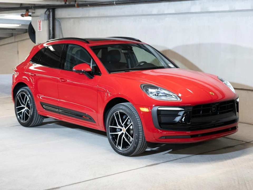 2026 Porsche Macan Electric - Image 7 of 29