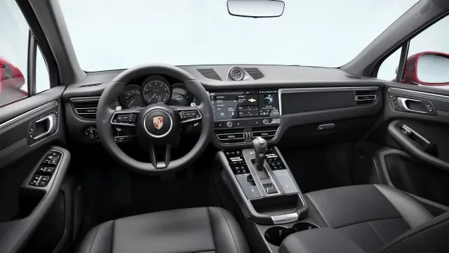 2026 Porsche Macan - Image 30 of 31