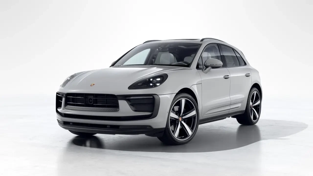 2026 Porsche Macan - Image 8 of 31