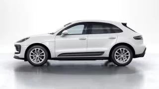 2026 Porsche Macan - Image 9 of 31