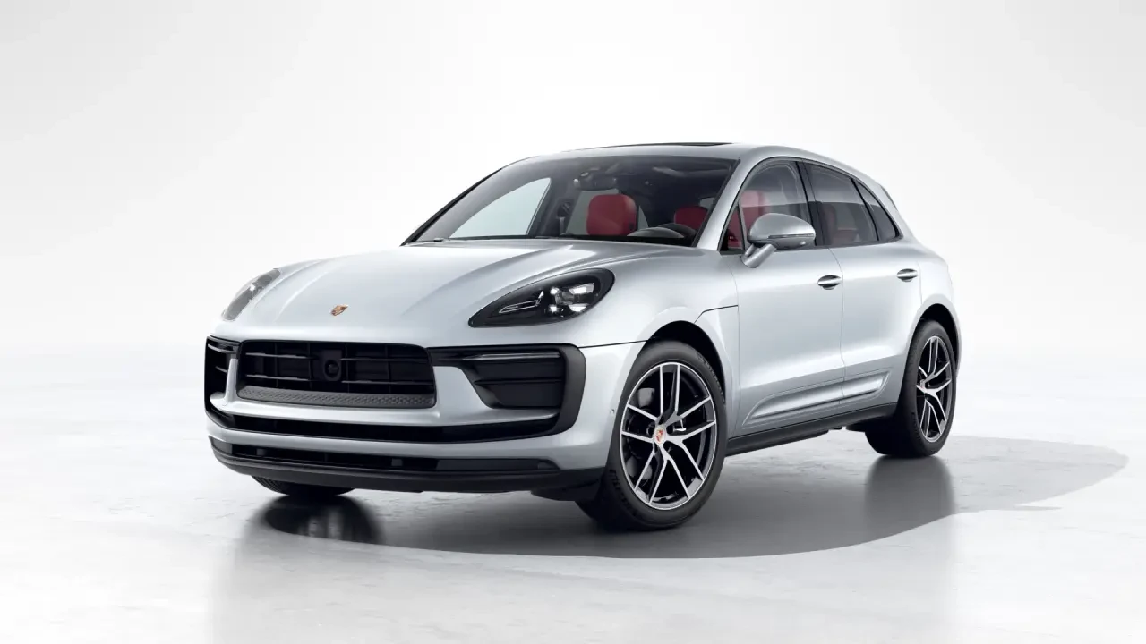 2026 Porsche Macan - Image 8 of 31