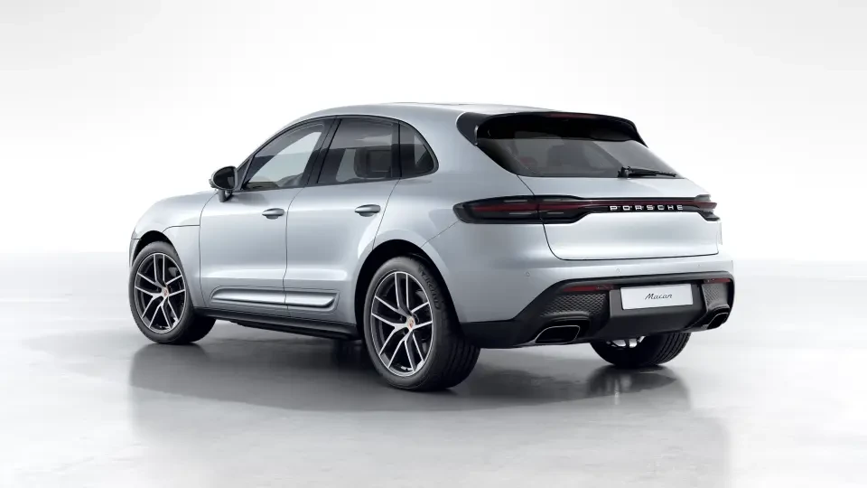 2026 Porsche Macan - Image 23 of 31