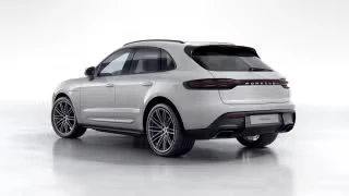 2026 Porsche Macan - Image 17 of 31