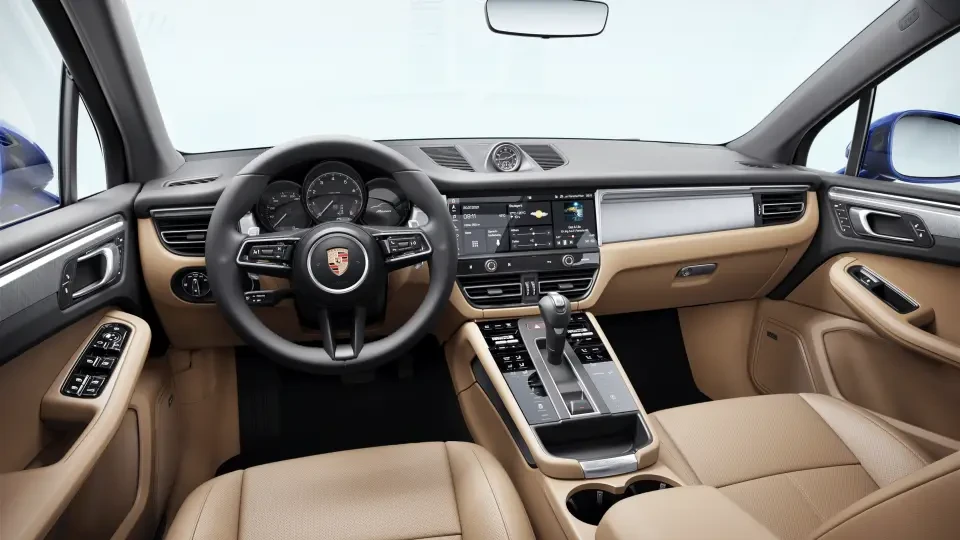 2026 Porsche Macan - Image 31 of 31