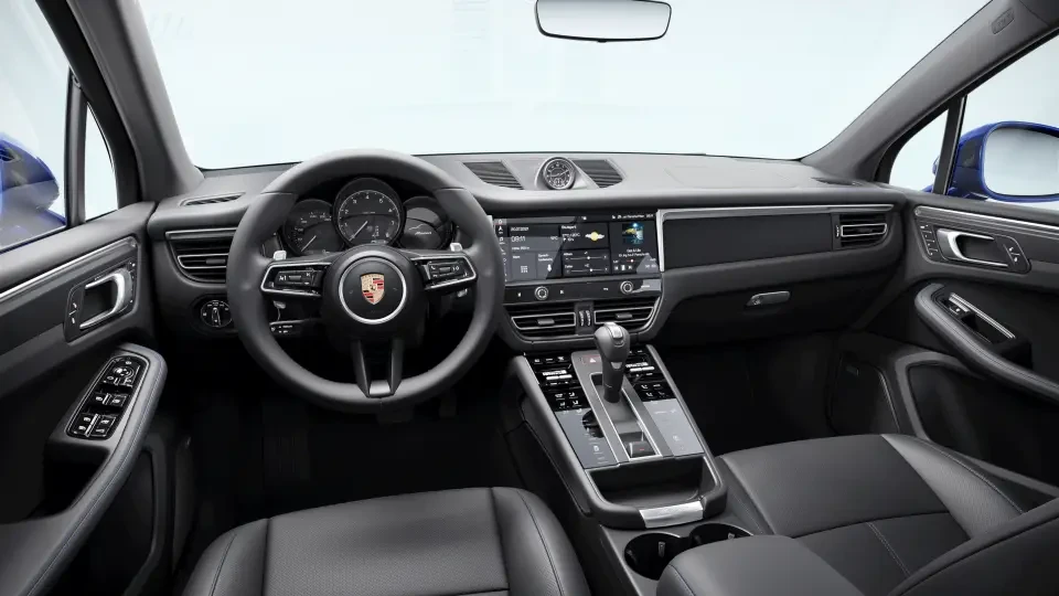 2026 Porsche Macan - Image 31 of 31