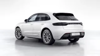 2026 Porsche Macan - Image 17 of 31