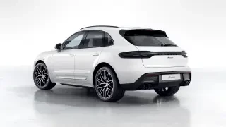 2026 Porsche Macan - Image 21 of 31