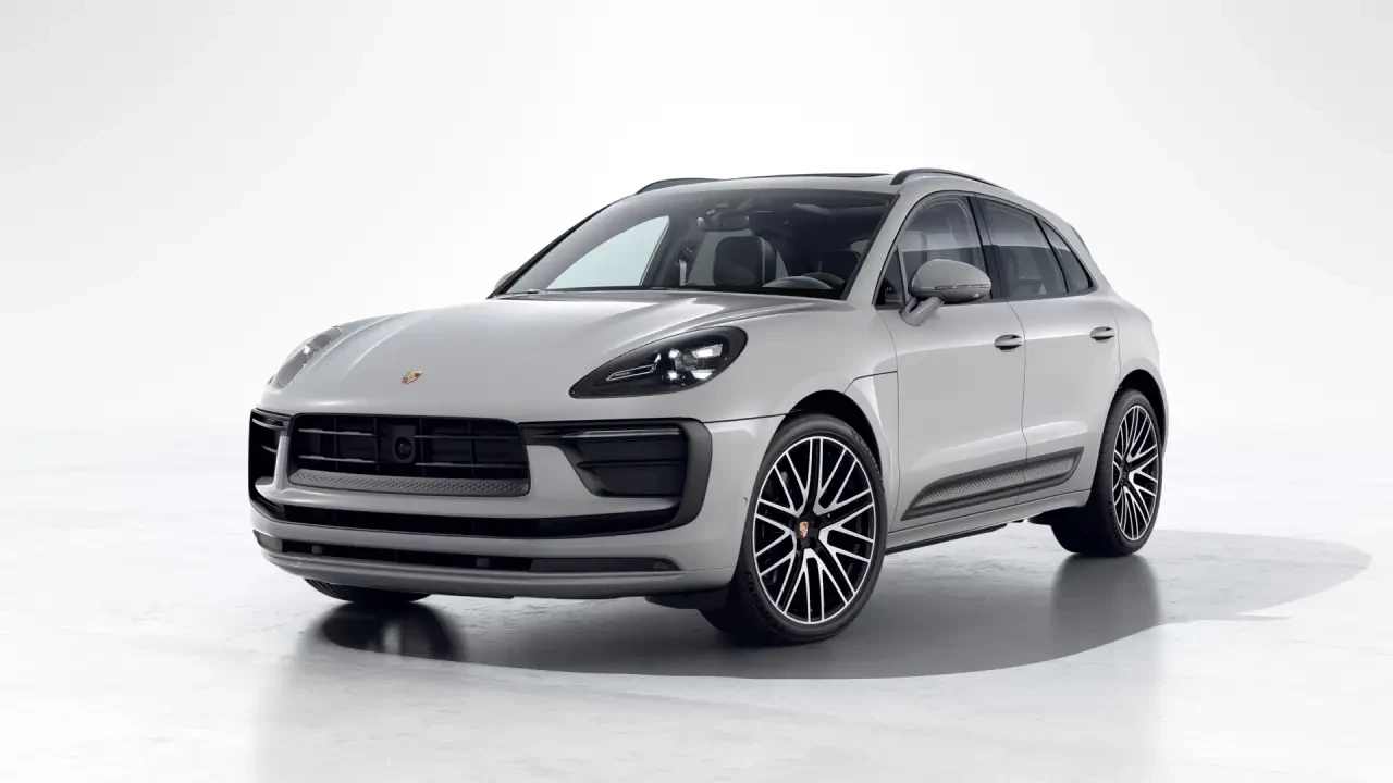 2026 Porsche Macan - Image 8 of 31