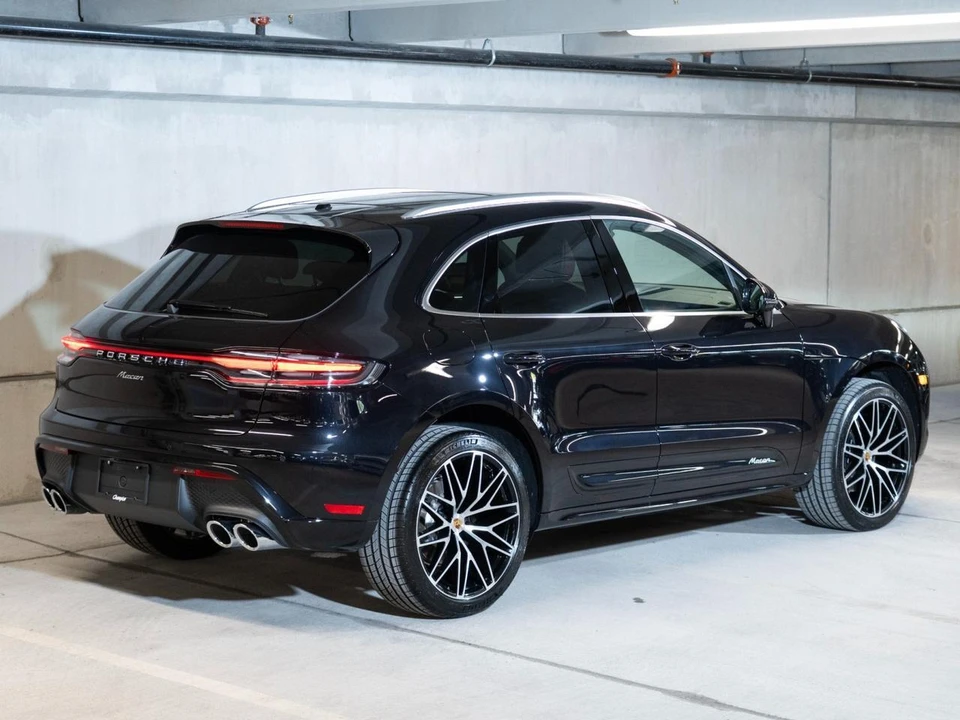 2026 Porsche Macan Electric - Image 9 of 29
