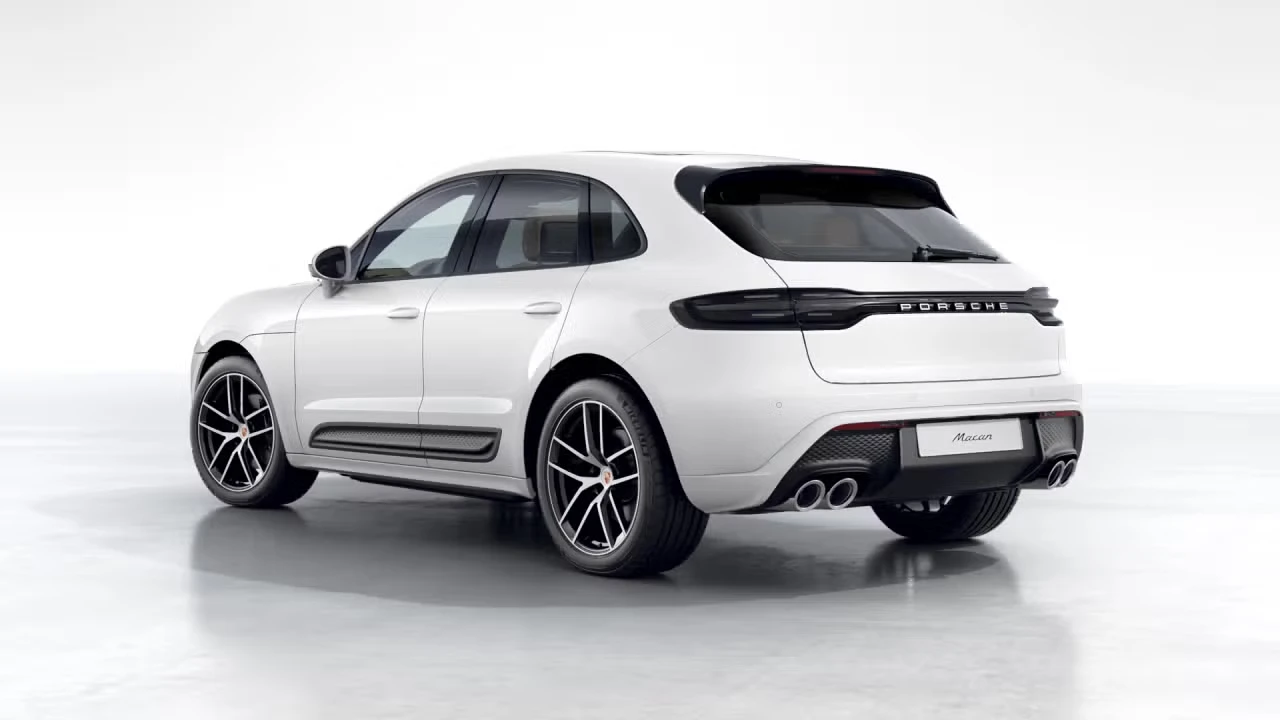 2026 Porsche Macan - Image 20 of 30