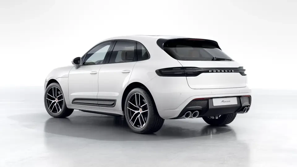 2026 Porsche Macan - Image 23 of 30