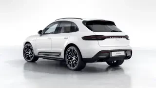 2026 Porsche Macan - Image 21 of 30