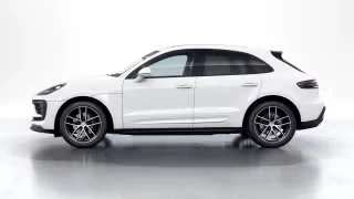 2026 Porsche Macan - Image 9 of 30