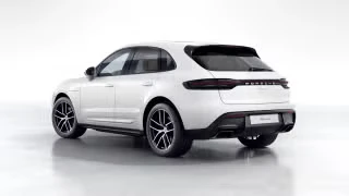 2026 Porsche Macan - Image 17 of 30